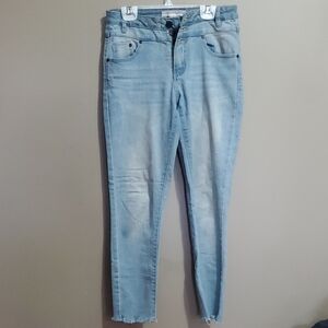 Eightytwo Light Blue Women's Jeans Size 3